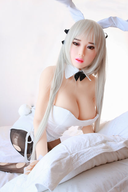 Aiko 148 cm – Estética Fantasia Elegante em TPE (Coelhinha)
