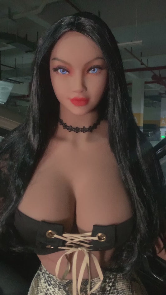 Scarlett 158 cm – Baddie em TPE Realista