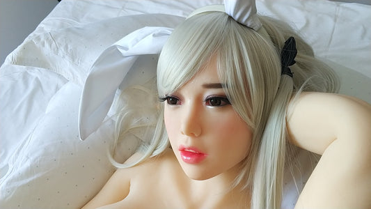 Aiko 148 cm – Estética Fantasia Elegante em TPE (Coelhinha)