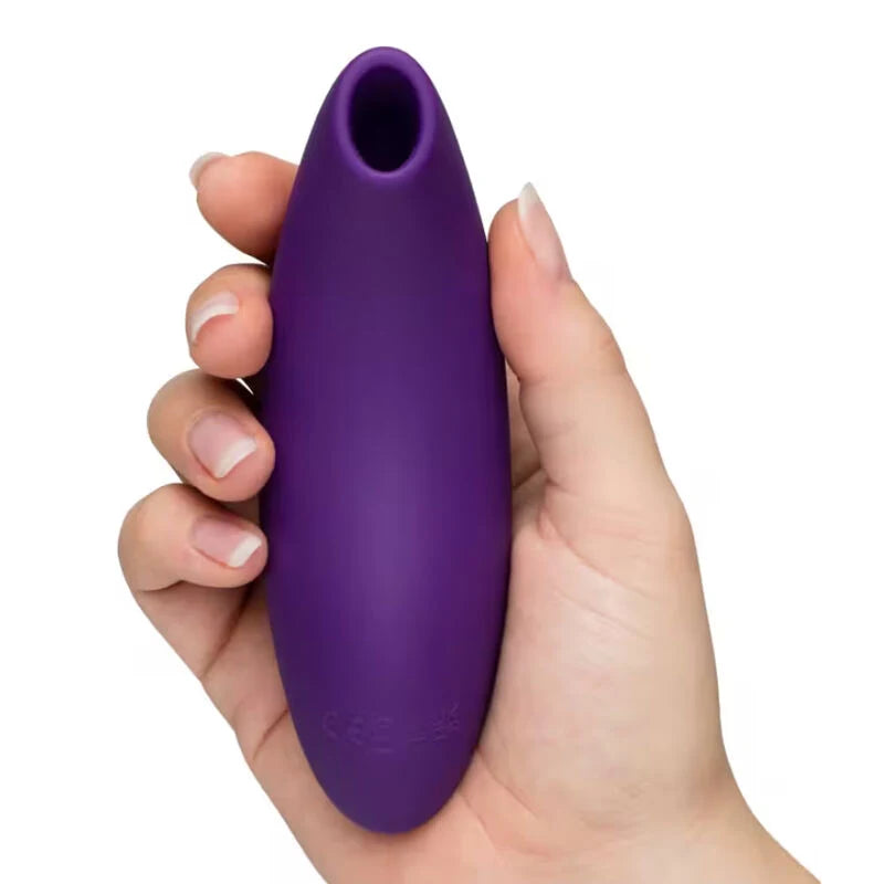 Sugador Clitoriano We-Vibe Melt 2 (Roxo) — produto segurado de frente